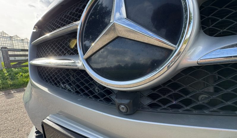 MERCEDES – BENZ V-KLASSE V250 D * EXCLUSIEVE UITVOERING * BOM VOL * DUBBELE ELEKTRISCHE SCHUIFDEUREN * 360 CAMERA * LANE ASSIST * ADAPTIEVE CRUISE CONTROLE * AFNEEMBARE TREKHAAK * LUXE COMFORT STOELEN * LED KOPLAMPEN * ZEER LAGE FISCALE WAARDE – LAGE BIJTELLING ( UNIEK ) * vol