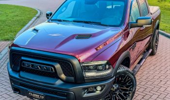 DODGE RAM 1500 5.7L HEMI V8 4X4 401PK * WARLOCK * REBEL * MORIMOTO KOPLAMPEN * GUNSTIGE CATALOGUS WAARDE * PRACHTIGE KLEUR * UNIEK * ZWARTE HEMEL * SCHUIFKANTELDAK * 22 INCH SPORTVELGEN * SUPER DIKKE PICK-UP * WEINIG KILOMETERS * 1E EIGENAAR * NIEUWSTAAT * vol
