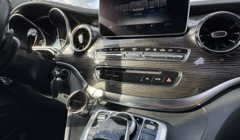 MERCEDES – BENZ V-KLASSE V250 D * EXCLUSIEVE UITVOERING * BOM VOL * DUBBELE ELEKTRISCHE SCHUIFDEUREN * 360 CAMERA * LANE ASSIST * ADAPTIEVE CRUISE CONTROLE * AFNEEMBARE TREKHAAK * LUXE COMFORT STOELEN * LED KOPLAMPEN * ZEER LAGE FISCALE WAARDE – LAGE BIJTELLING ( UNIEK ) * vol