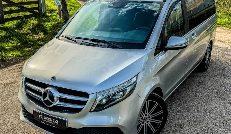 MERCEDES – BENZ V-KLASSE V250 D * EXCLUSIEVE UITVOERING * BOM VOL * DUBBELE ELEKTRISCHE SCHUIFDEUREN * 360 CAMERA * LANE ASSIST * ADAPTIEVE CRUISE CONTROLE * AFNEEMBARE TREKHAAK * LUXE COMFORT STOELEN * LED KOPLAMPEN * ZEER LAGE FISCALE WAARDE – LAGE BIJTELLING ( UNIEK ) * vol