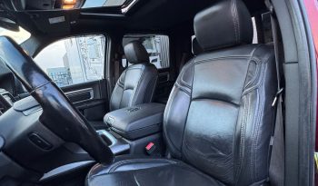 DODGE RAM 1500 5.7L HEMI V8 4X4 401PK * WARLOCK * REBEL * MORIMOTO KOPLAMPEN * GUNSTIGE CATALOGUS WAARDE * PRACHTIGE KLEUR * UNIEK * ZWARTE HEMEL * SCHUIFKANTELDAK * 22 INCH SPORTVELGEN * SUPER DIKKE PICK-UP * WEINIG KILOMETERS * 1E EIGENAAR * NIEUWSTAAT * vol